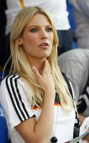 sarah-brandner.jpg.webp
